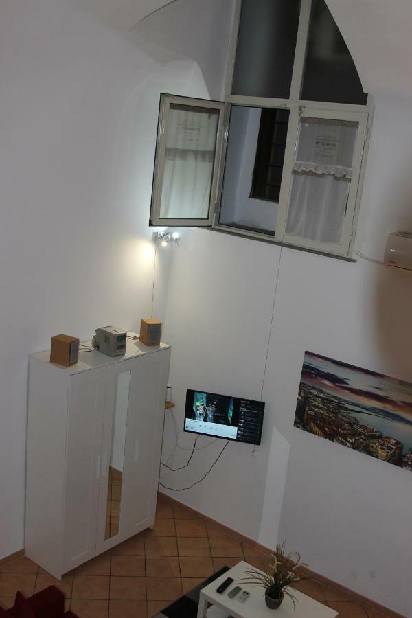 Ai Tribunali * Napoli